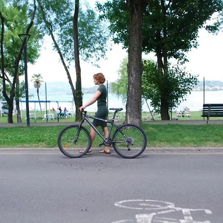 Apartment Lake And Bike *
